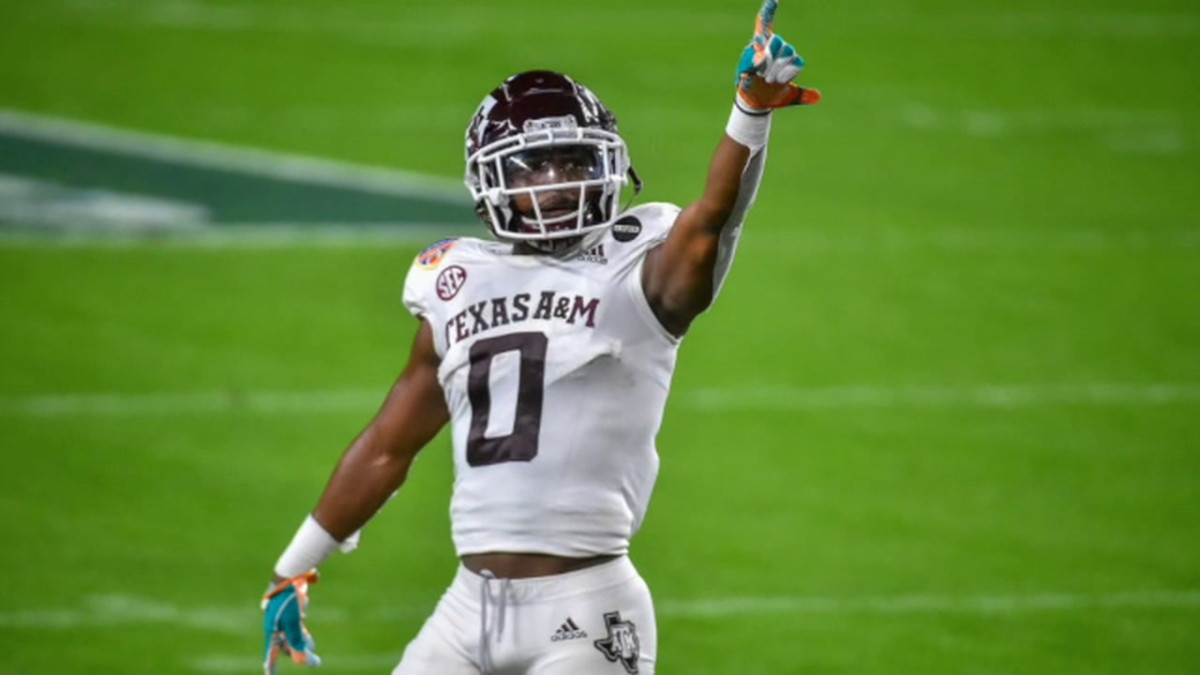 Ainias Smith Returns